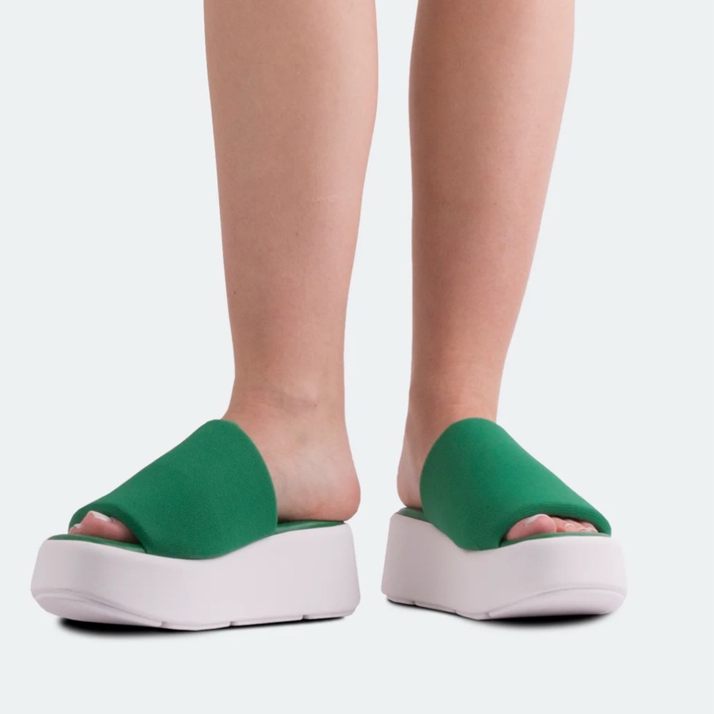 L’Intervalle Harlow Green Puff Platform Slide Sandal